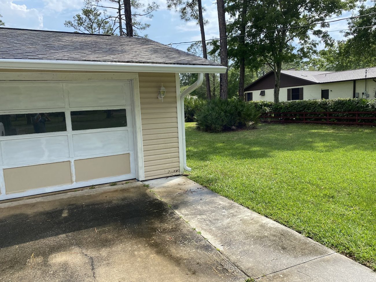 Seamless gutters on a Greater Jacksonville home